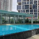 Ooak Suites Kiara 163